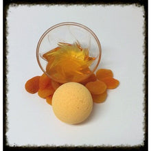 APRICOT AND HONEY, BATH BOMB - Jewelry Jar Candles